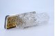 Saboneteira em cristal lapidado e tampa em prata com medalhão e conchas.